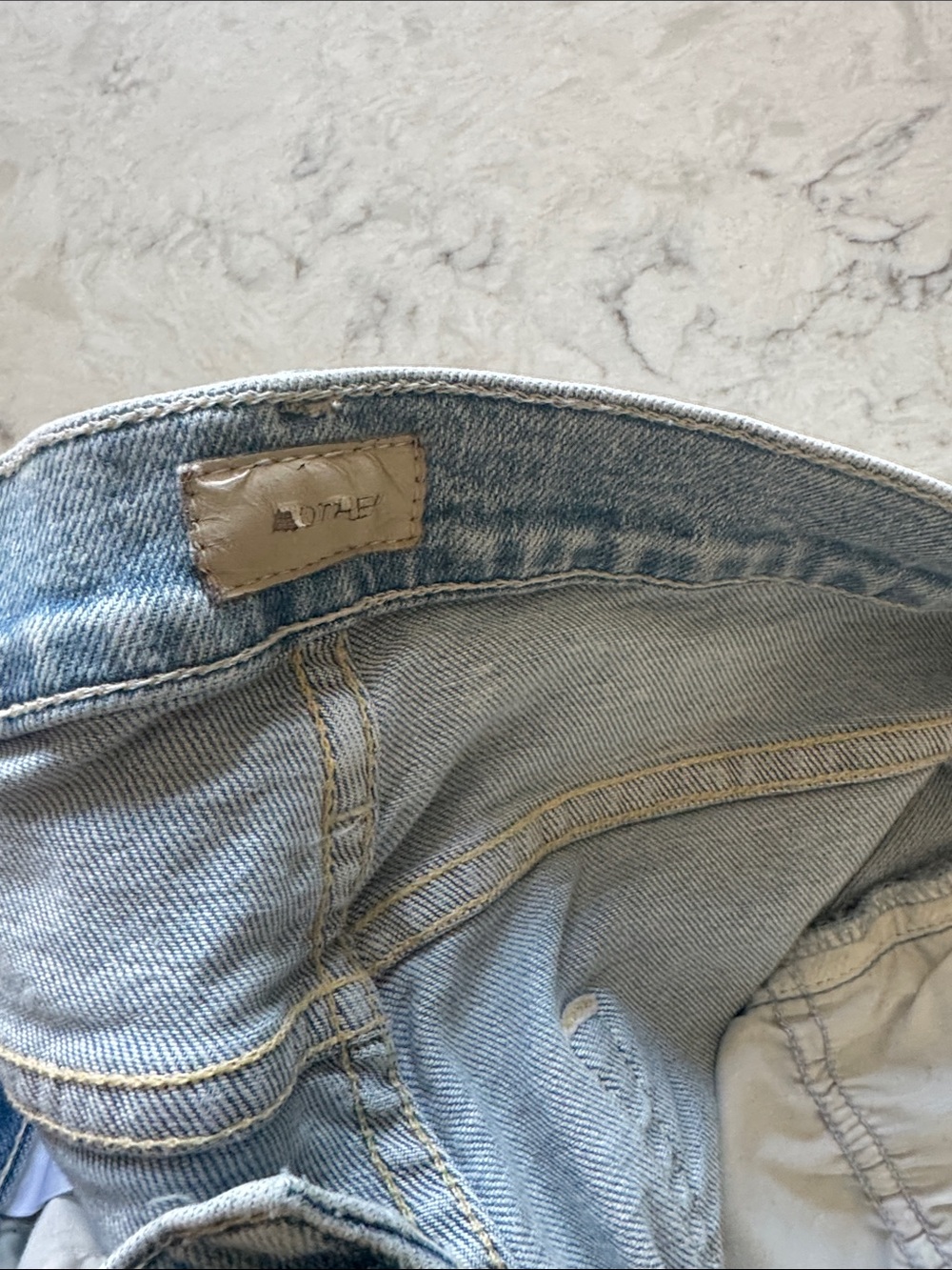 MOTHER denim The Mid Rise Dazzler Ankle Fray Reading By The Pool size 30 - Picture 12 of 14